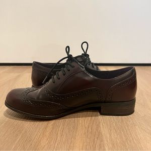 Clarks women’s Oxfords-Dark Brown (leather) US women’s 8